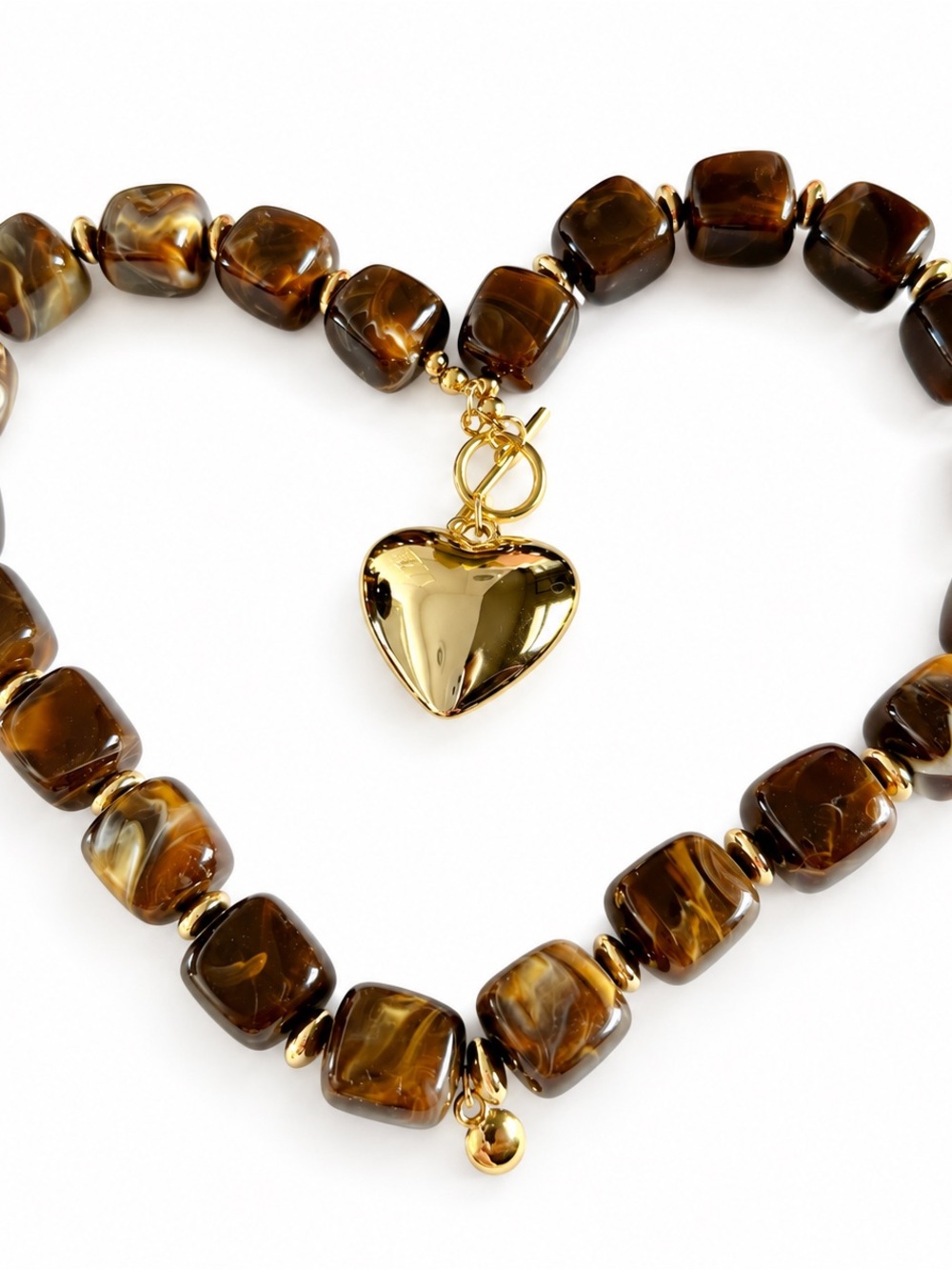 MAYAMAR Chunky Brown Resin Bead Necklace Gold Heart Charm Lightweight Statement